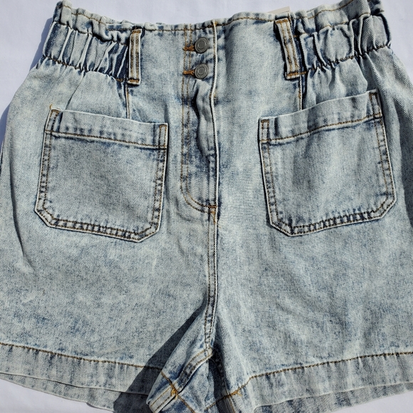 SO Hi-Rise Elastic Waist Denim Shorts Sz 11 - Picture 3 of 12
